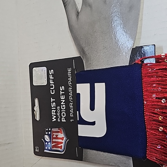 NY Giants wrist cuffs - Picture 2 of 4